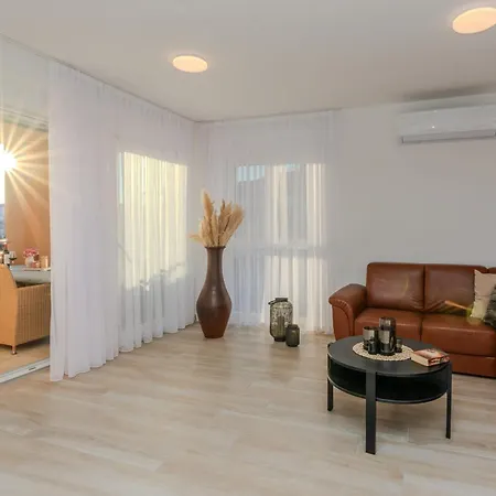 Ivic Apartment *
